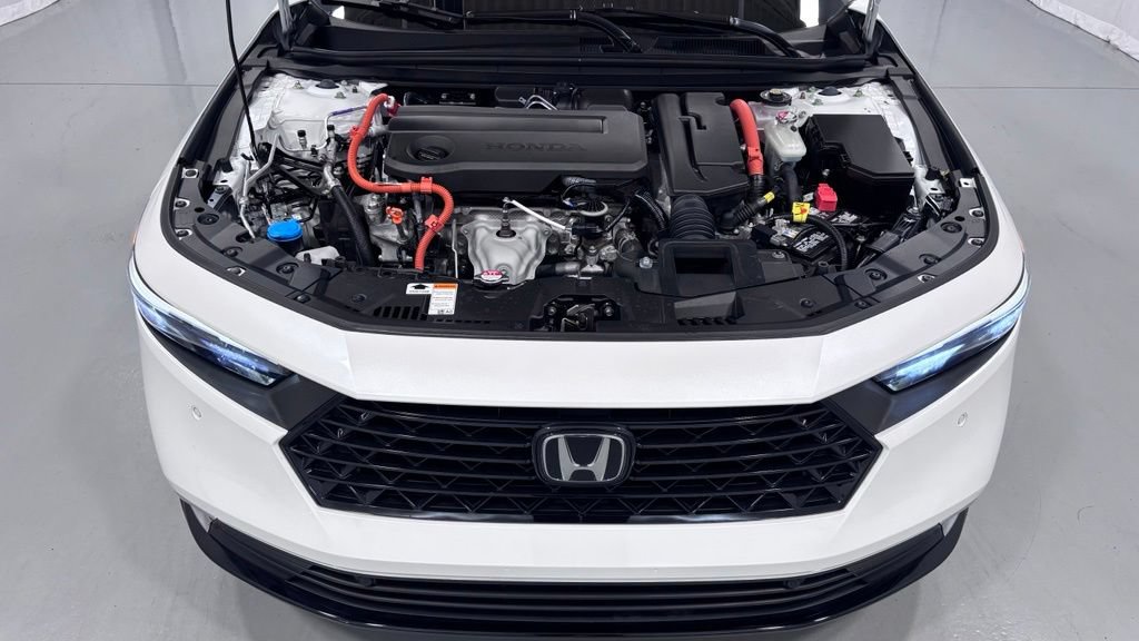 Used 2023 Honda Accord Touring image 29