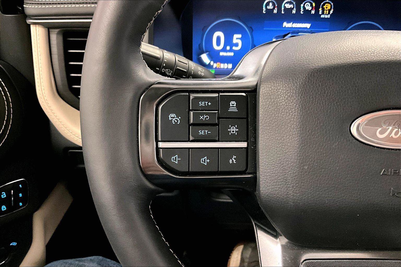 Used 2024 Ford Expedition Max Platinum image 17