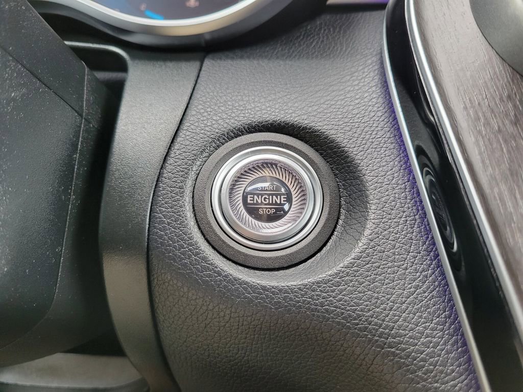 Certified 2020 Mercedes-Benz GLC 300 GLC 300 image 24