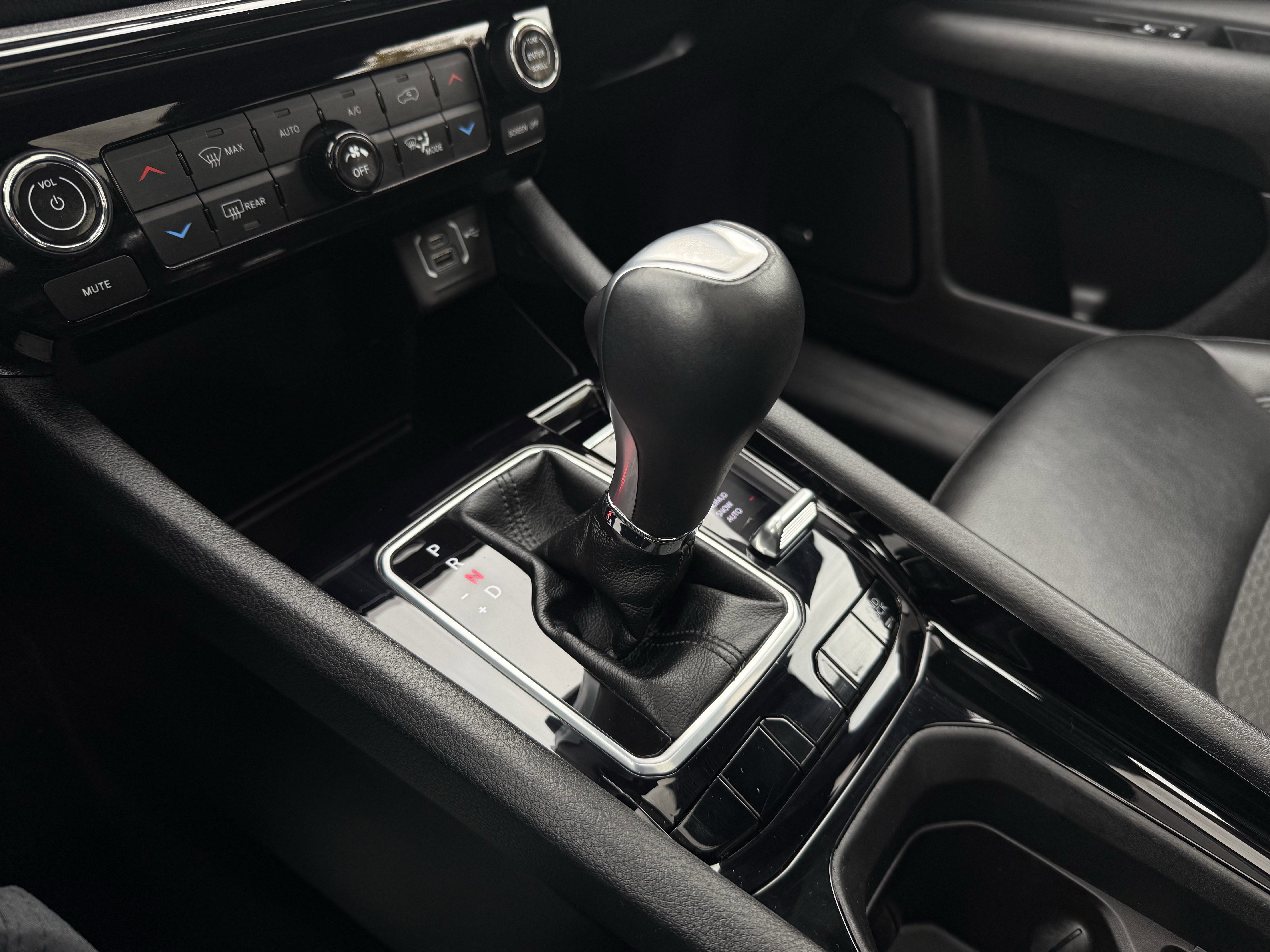 Used 2022 Jeep Compass Altitude w/ Sun and Sound Group image 24