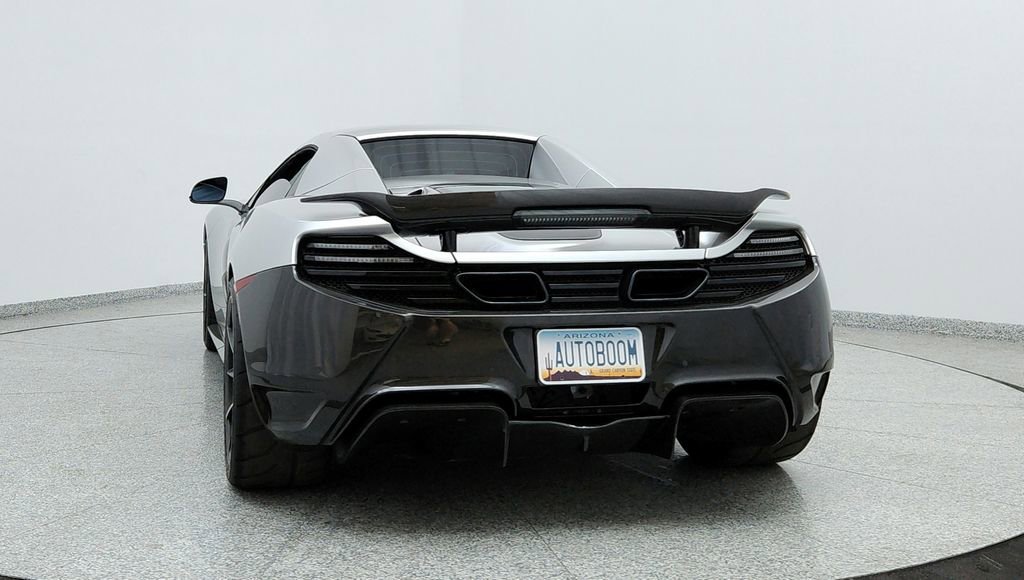 Used 2015 McLaren 650S Spider RWD image 4