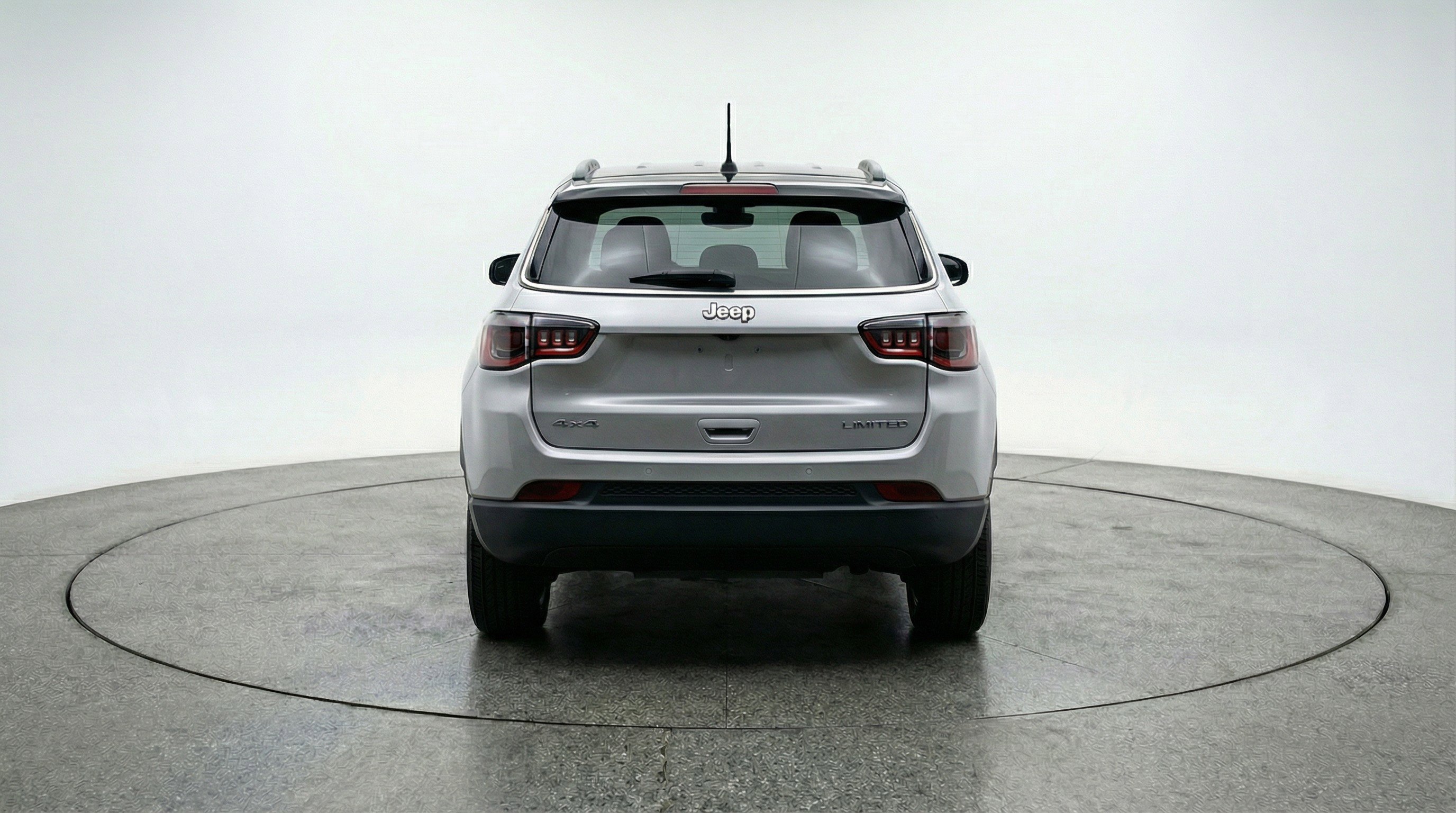 Used 2025 Jeep Compass Limited image 7