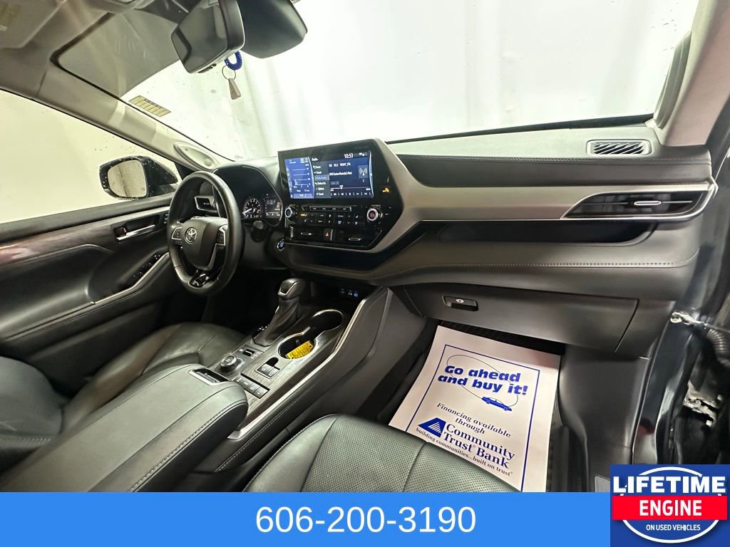 Used 2022 Toyota Highlander Platinum image 23