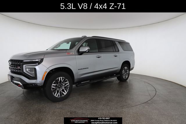 Used 2025 Chevrolet Suburban Z71 image 3