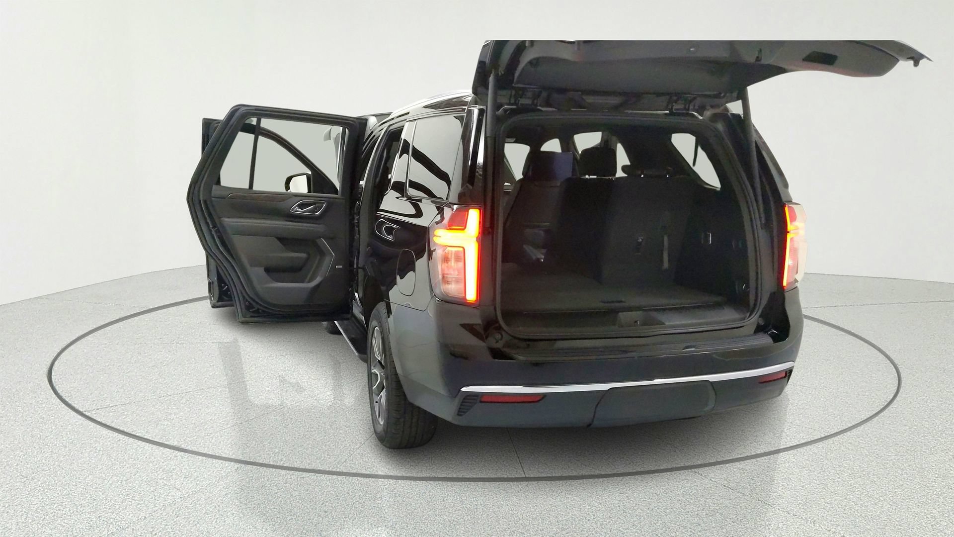 Certified 2021 Chevrolet Tahoe LT w/ Rear Media and Nav Package AWD/4WD image 11