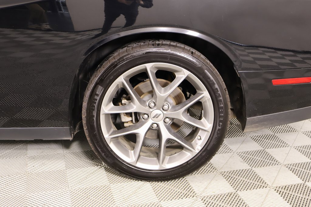 Used 2022 Dodge Challenger GT image 16
