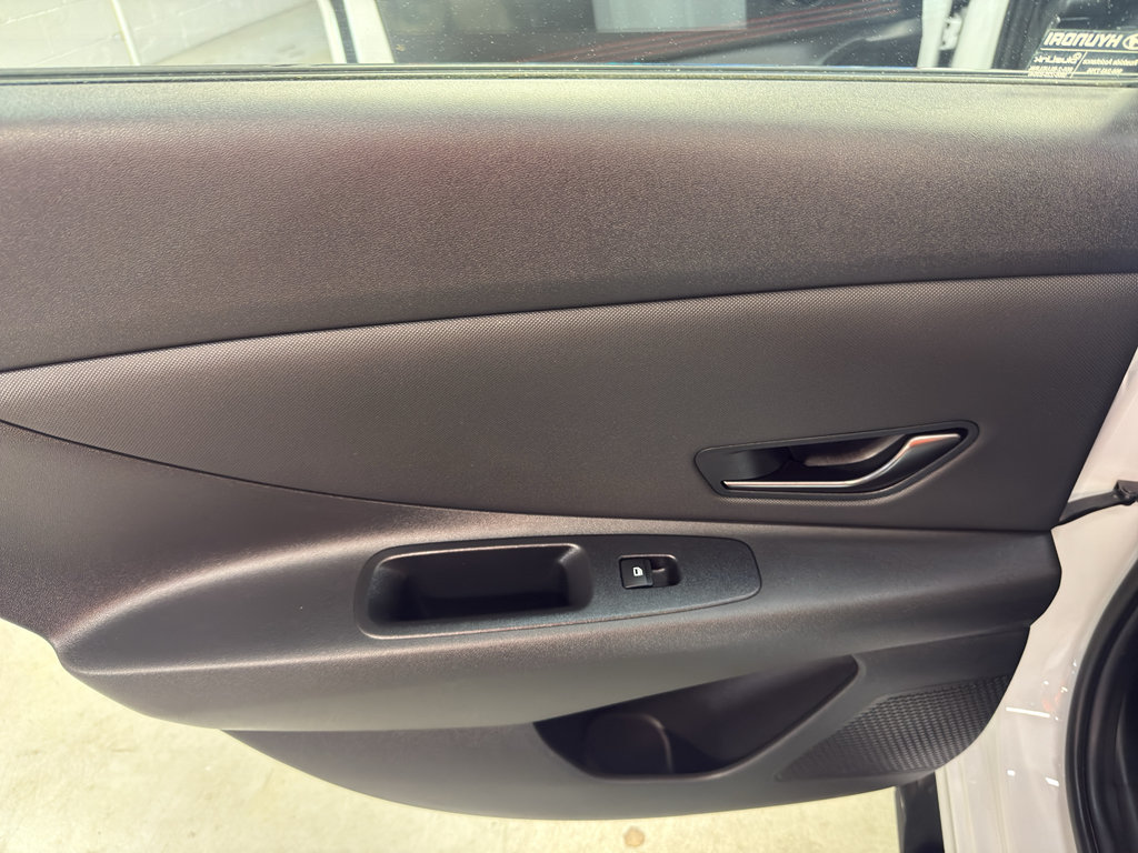 Used 2022 Hyundai Elantra N Line FWD image 28