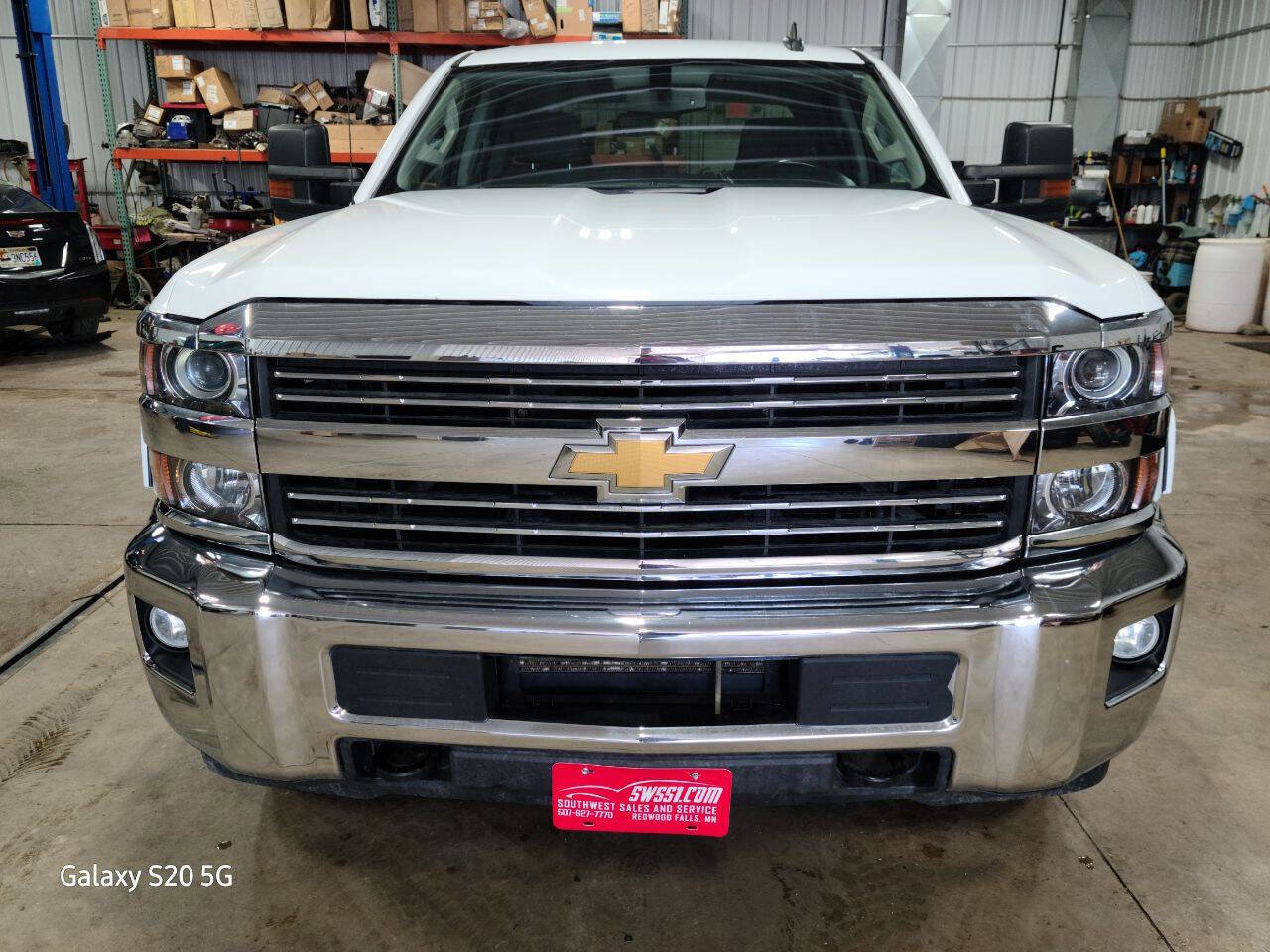 Used 2018 Chevrolet Silverado 2500 LT image 3