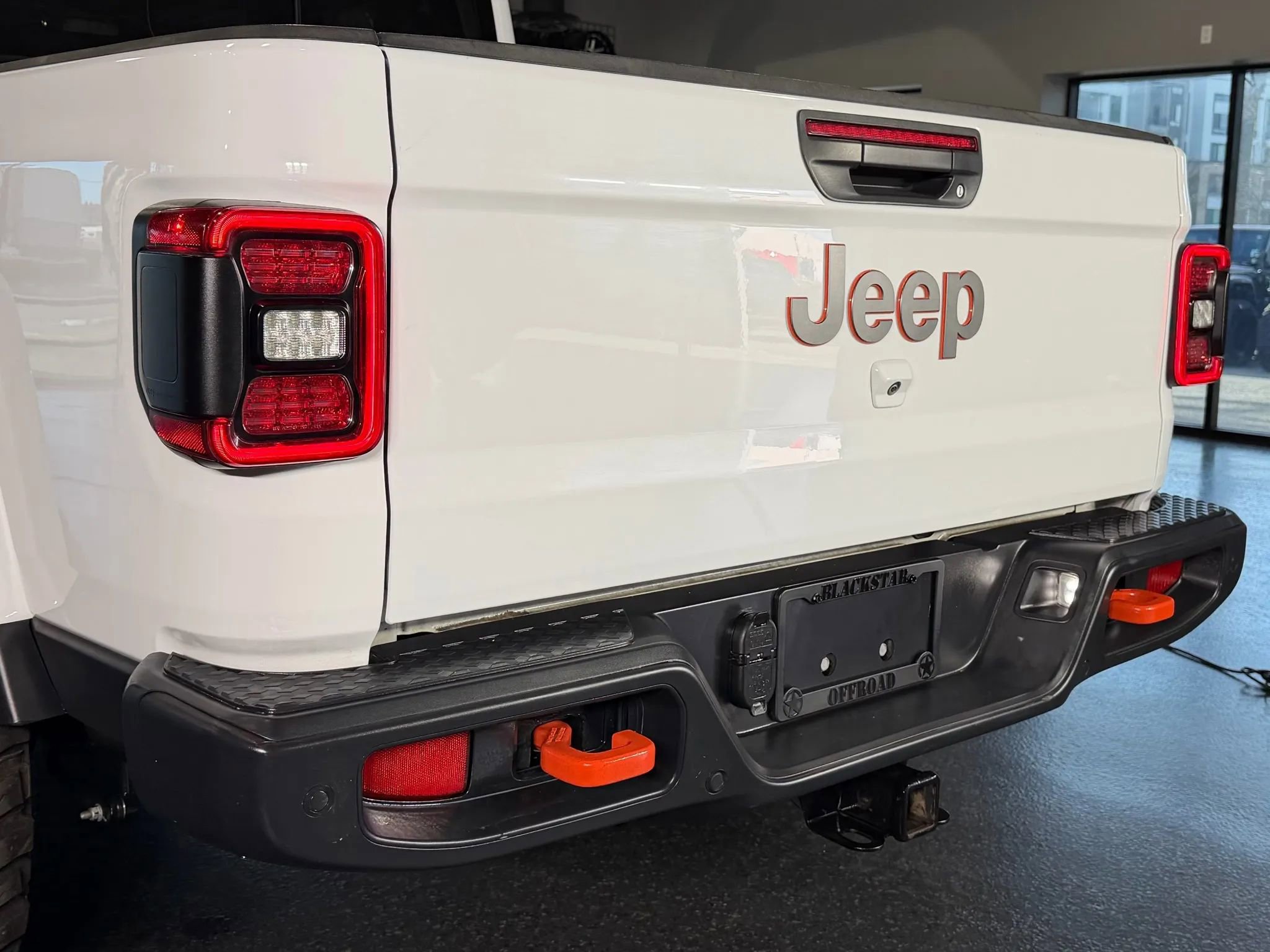 Used 2021 Jeep Gladiator Mojave AWD/4WD image 12