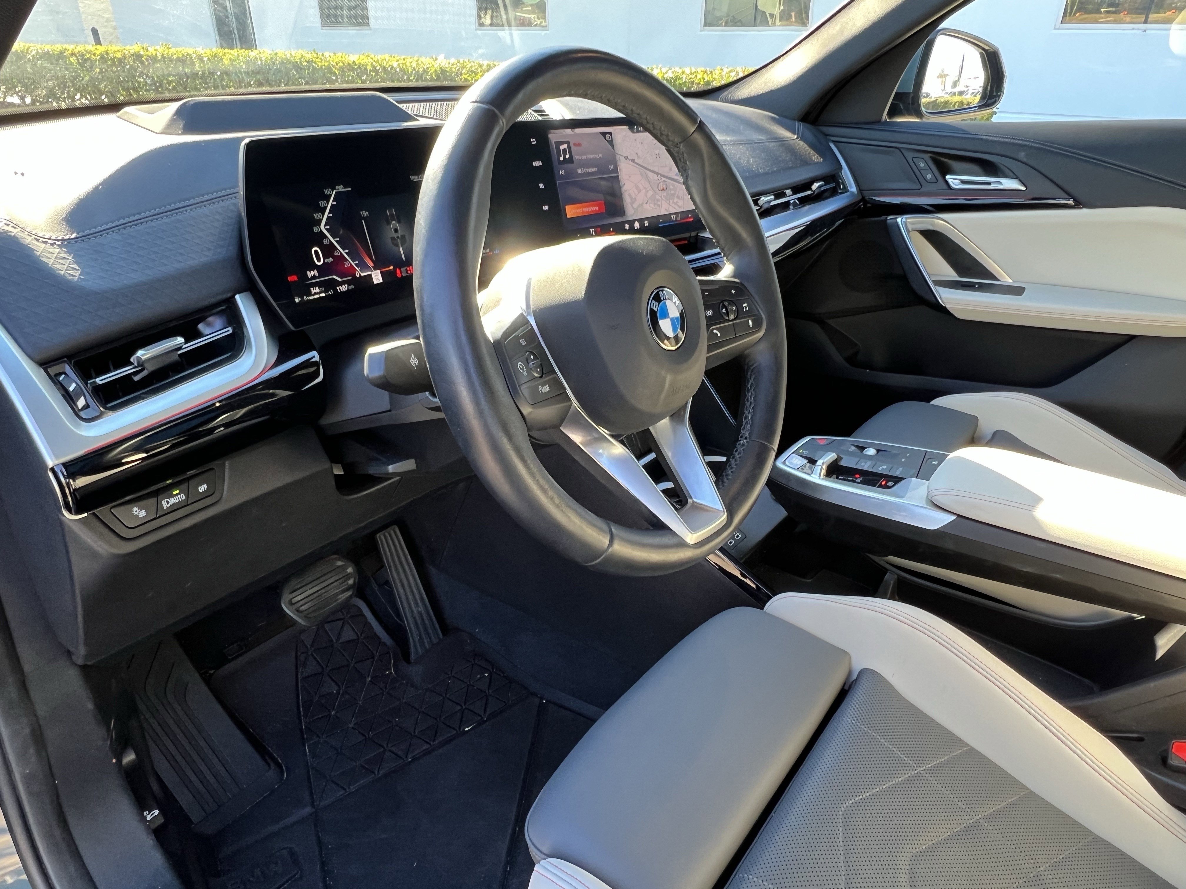 Used 2024 BMW X2 xDrive28i w/ Technology Package image 17