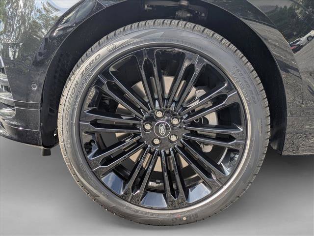 New 2026 Land Rover Range Rover Velar Belgravia AWD/4WD image 10