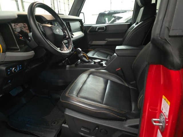 Used 2022 Ford Bronco Badlands image 13