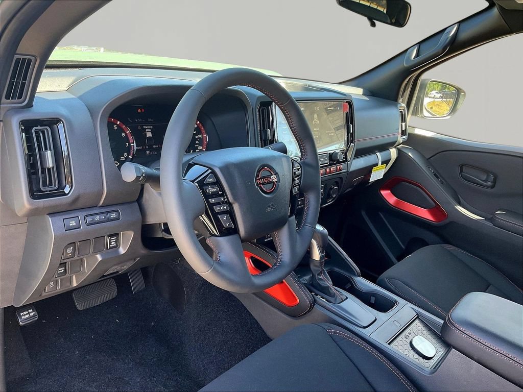 New 2027 Nissan Frontier PRO-4X w/ Pro Convenience Package RWD image 7