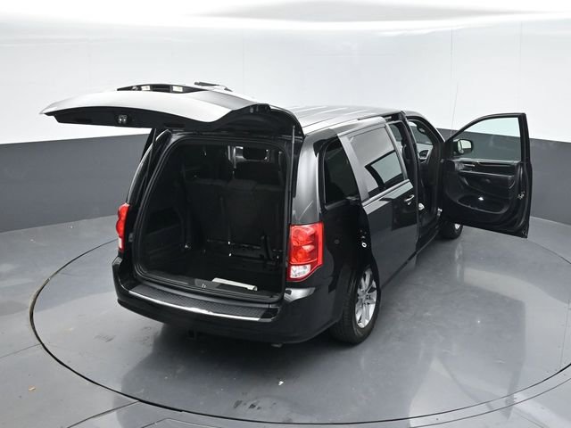 Used 2020 Dodge Grand Caravan SE FWD image 57