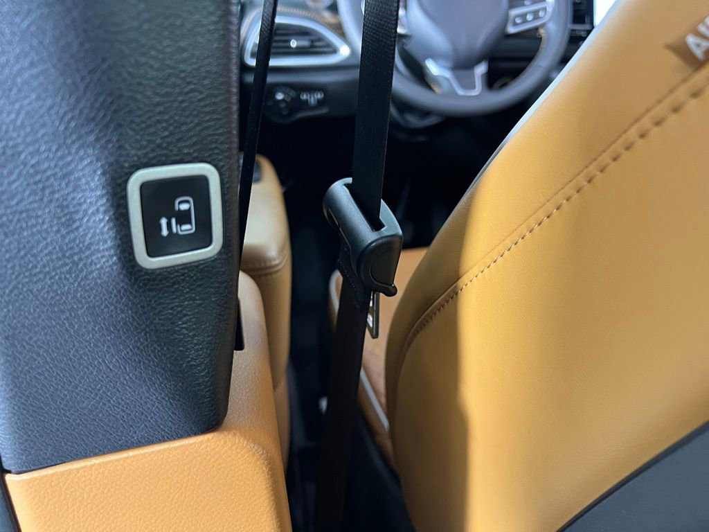 Used 2022 Chrysler Pacifica Pinnacle image 31