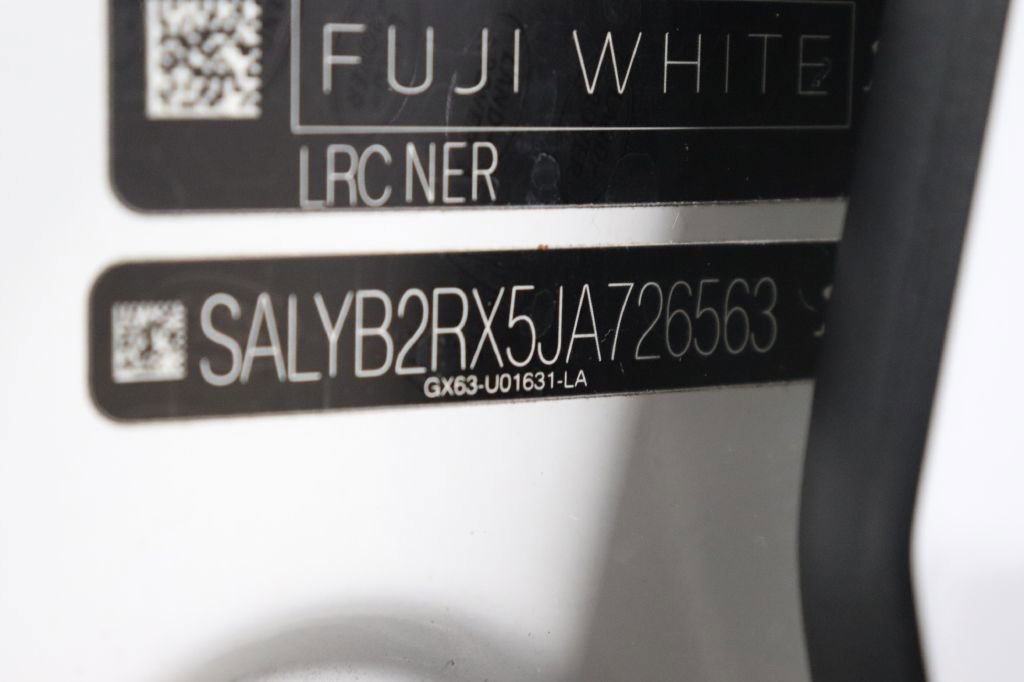 Used 2018 Land Rover Range Rover Velar S image 38