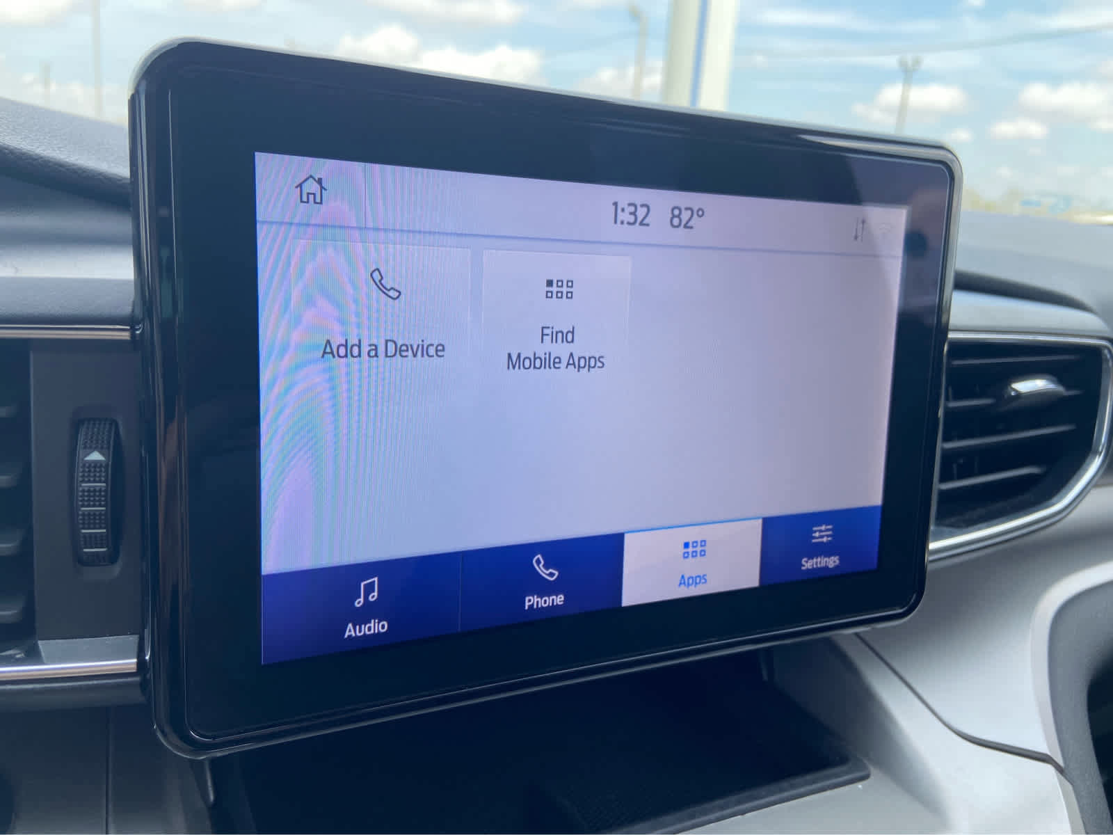 Used 2020 Ford Explorer XLT w/ Equipment Group 202A image 24