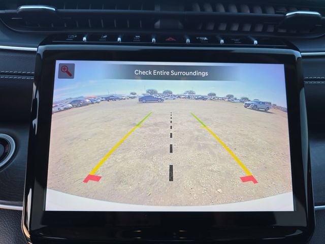 Used 2024 Jeep Grand Cherokee Limited w/ Black Appearance Package image 22