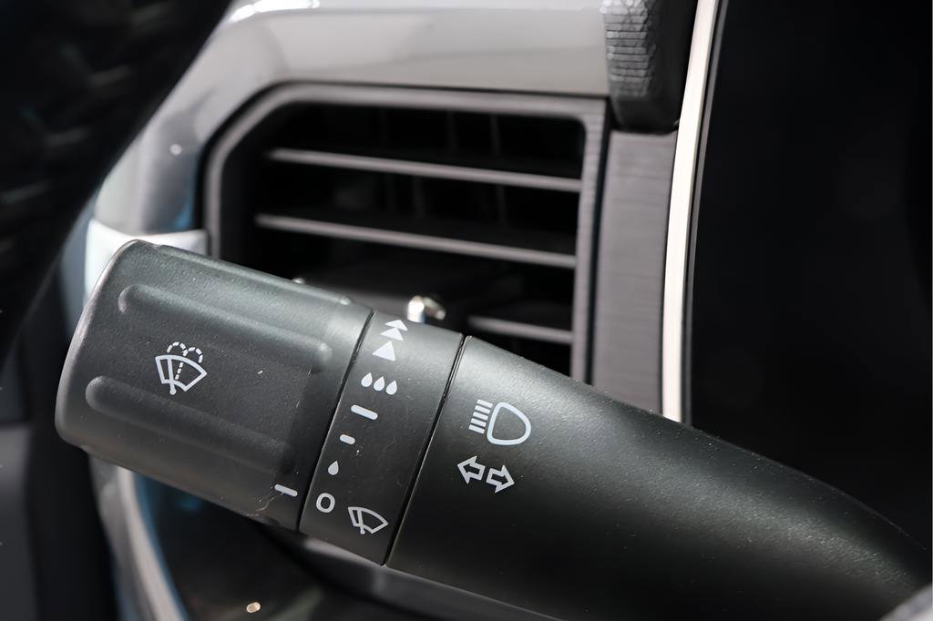 Used 2022 Ford F150 XLT w/ Equipment Group 302A High image 17