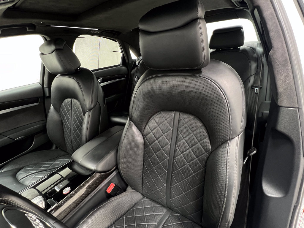 Used 2015 Audi S8 AWD/4WD image 15