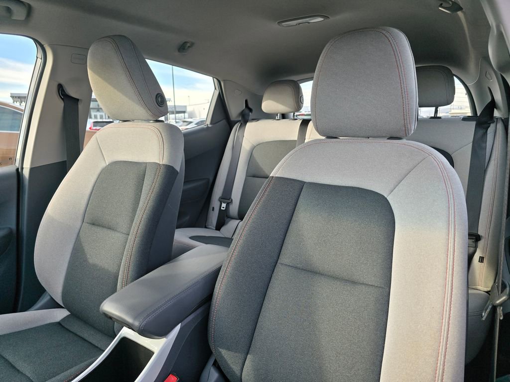 Used 2021 Chevrolet Bolt LT image 22