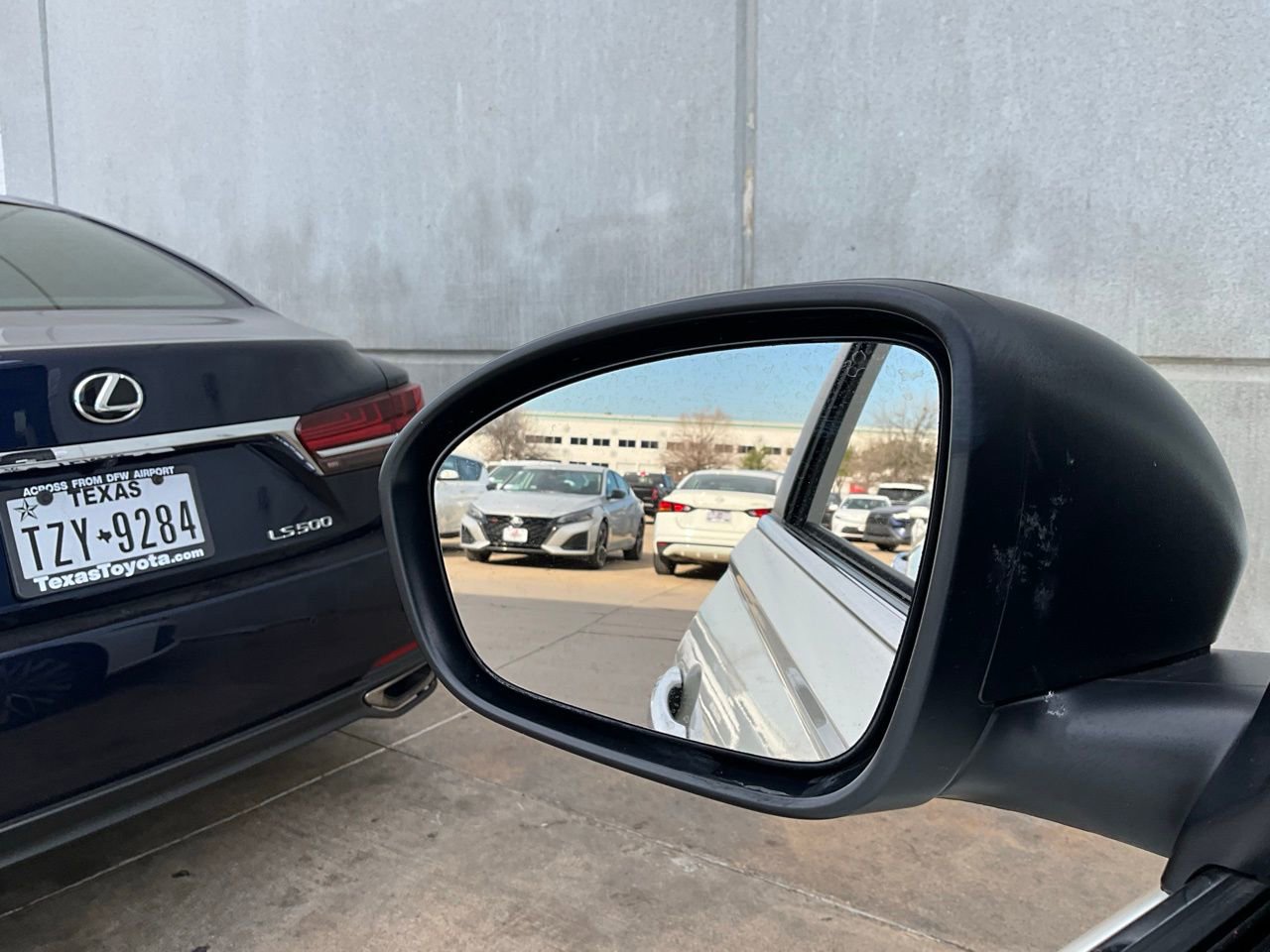 Used 2025 Nissan Altima 2.5 SV image 19