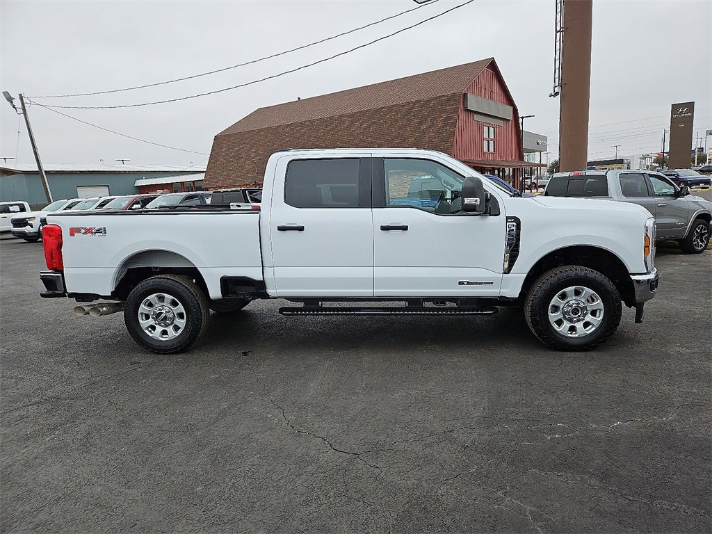 Used 2024 Ford F250 XLT w/ FX4 Off-Road Package image 9