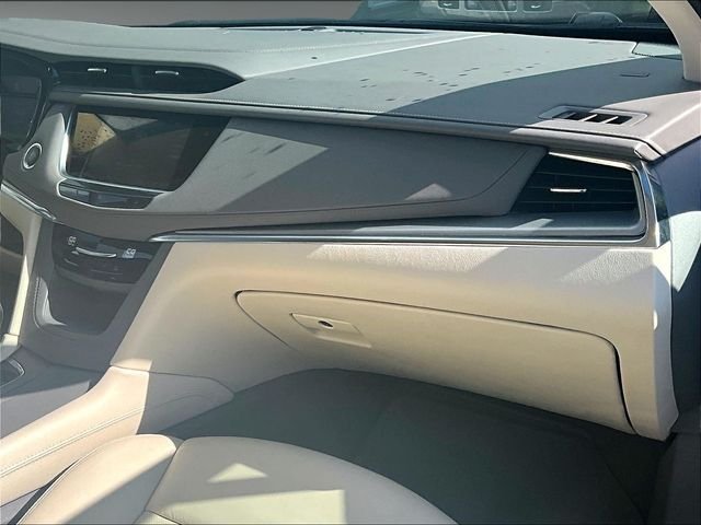 Used 2021 Cadillac XT5 Premium Luxury AWD/4WD image 17