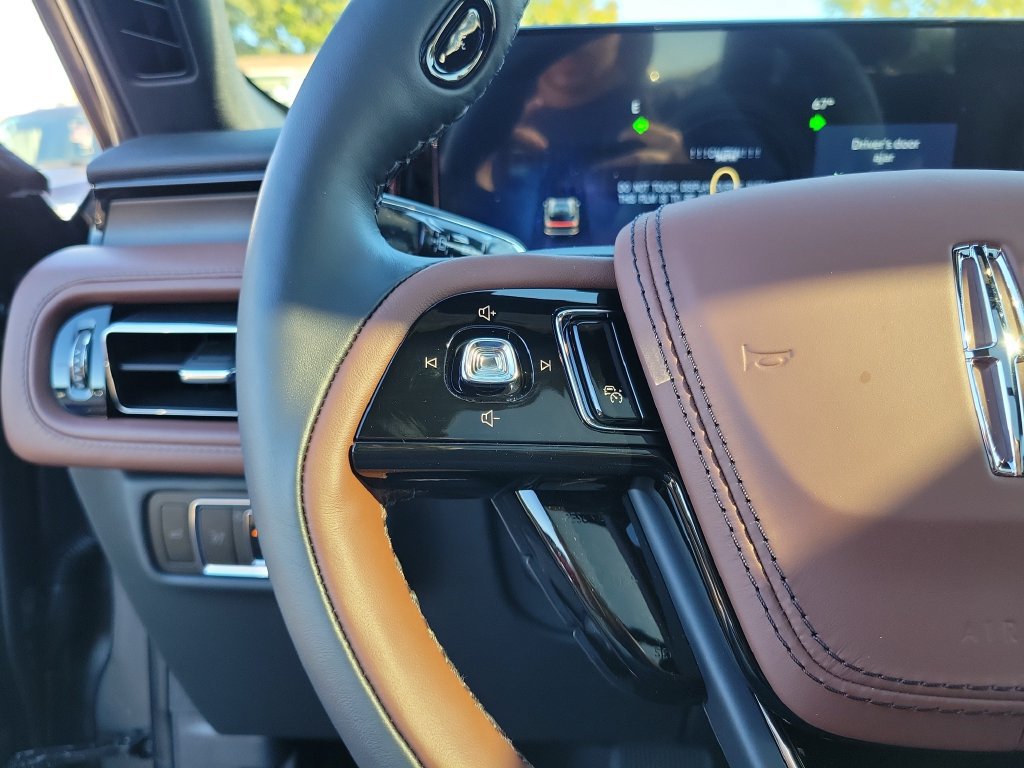 New 2027 Lincoln Aviator Reserve AWD/4WD image 25
