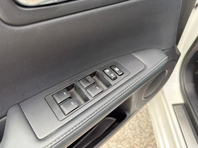 Used 2014 Lexus ES 350 w/ Luxury Package FWD image 12