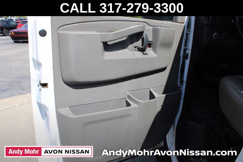 Used 2021 Chevrolet Express 2500 w/ Driver Convenience Package RWD image 19