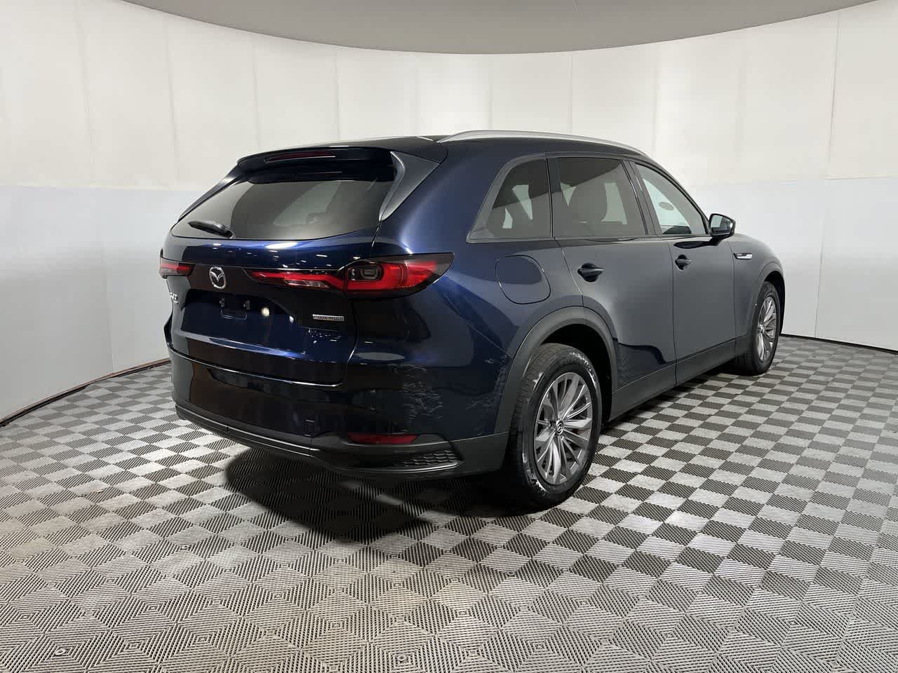Used 2024 MAZDA CX-90 Plug-In Hybrid w/ Preferred AWD/4WD image 8