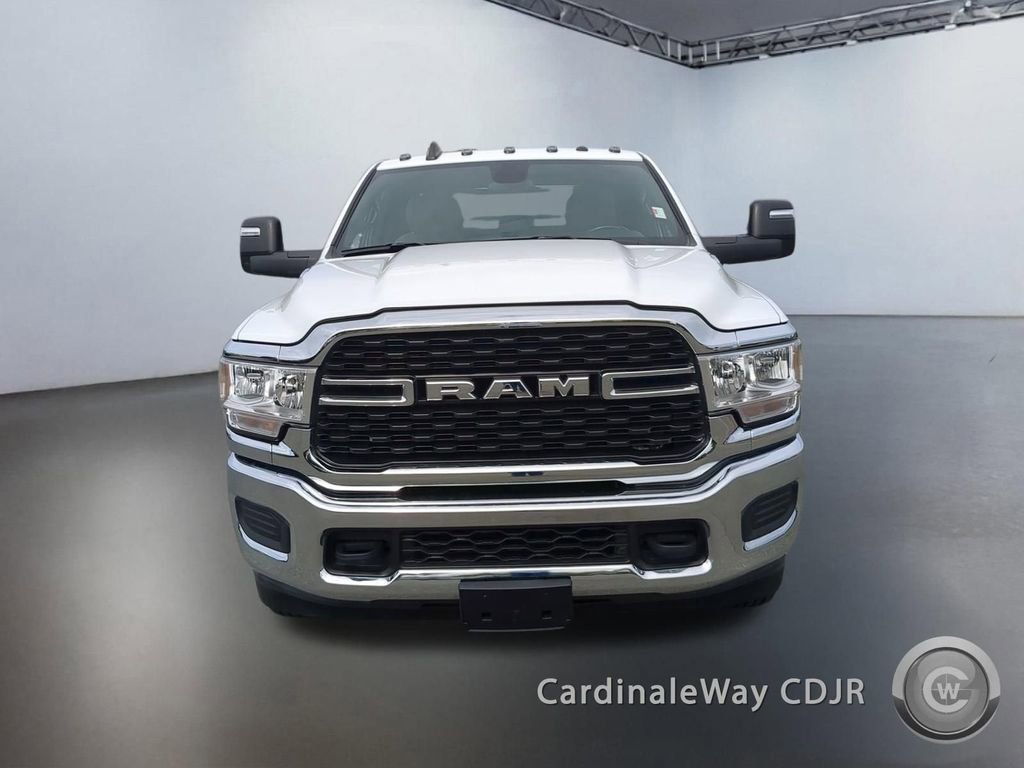 Used 2024 RAM 3500 SLT w/ Quick Order Package 2YG SLT AWD/4WD image 2
