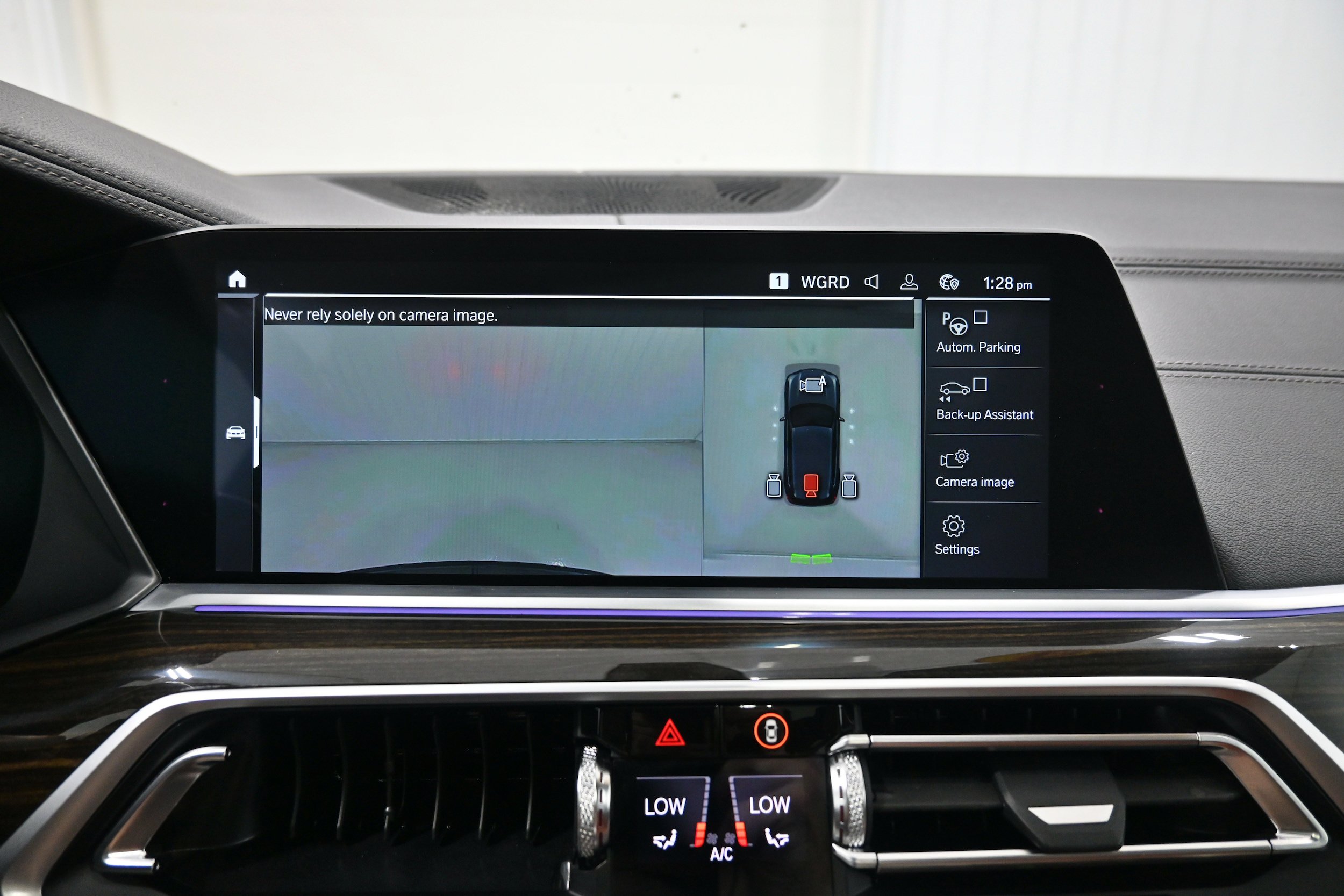 Used 2019 BMW X5 xDrive40i w/ Convenience Package AWD/4WD image 17