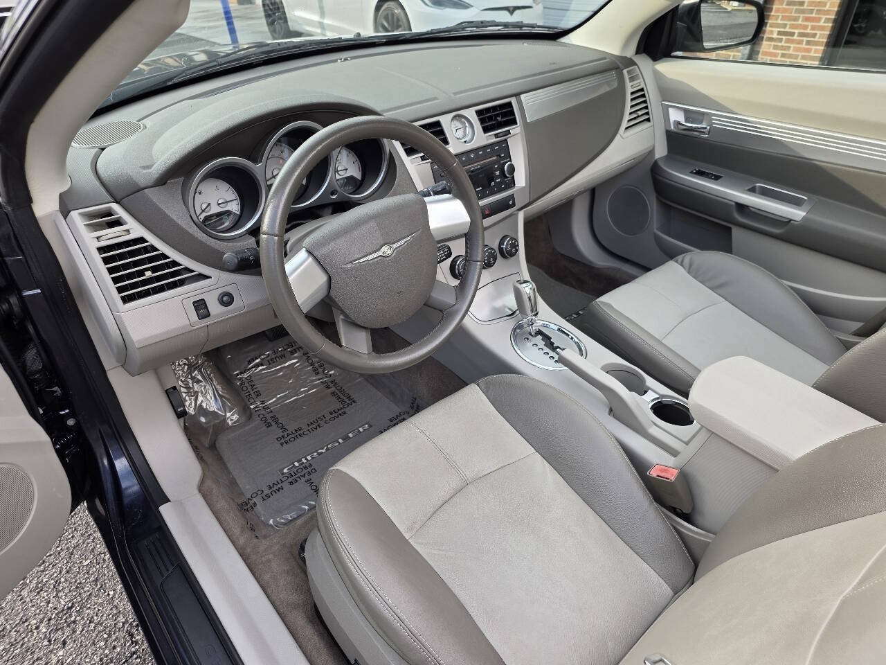 Used 2008 Chrysler Sebring Touring w/ Special Touring Group FWD image 10