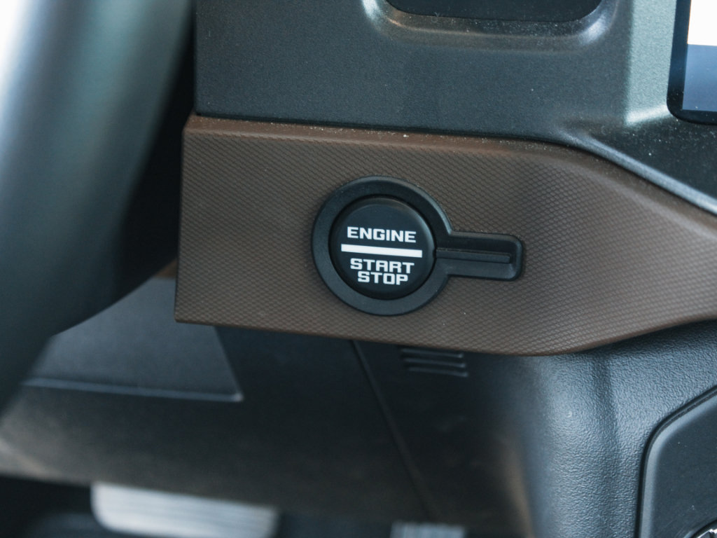 Used 2024 Ford Bronco Outer Banks AWD/4WD image 15