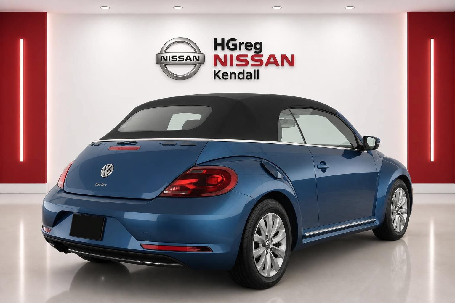 Used 2019 Volkswagen Beetle 2.0T S FWD image 4