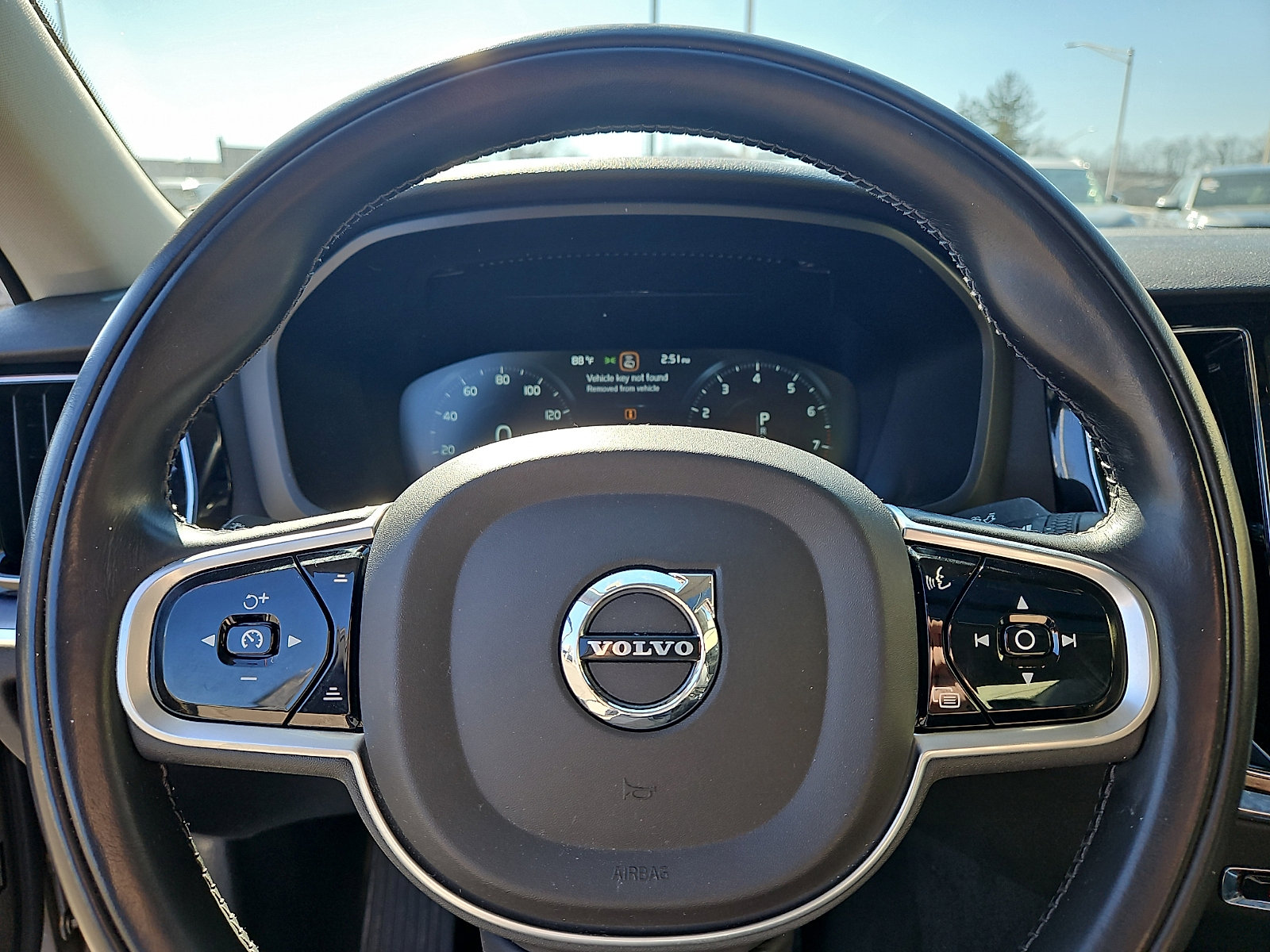 Used 2020 Volvo S60 T6 Momentum w/ Protection Package image 20