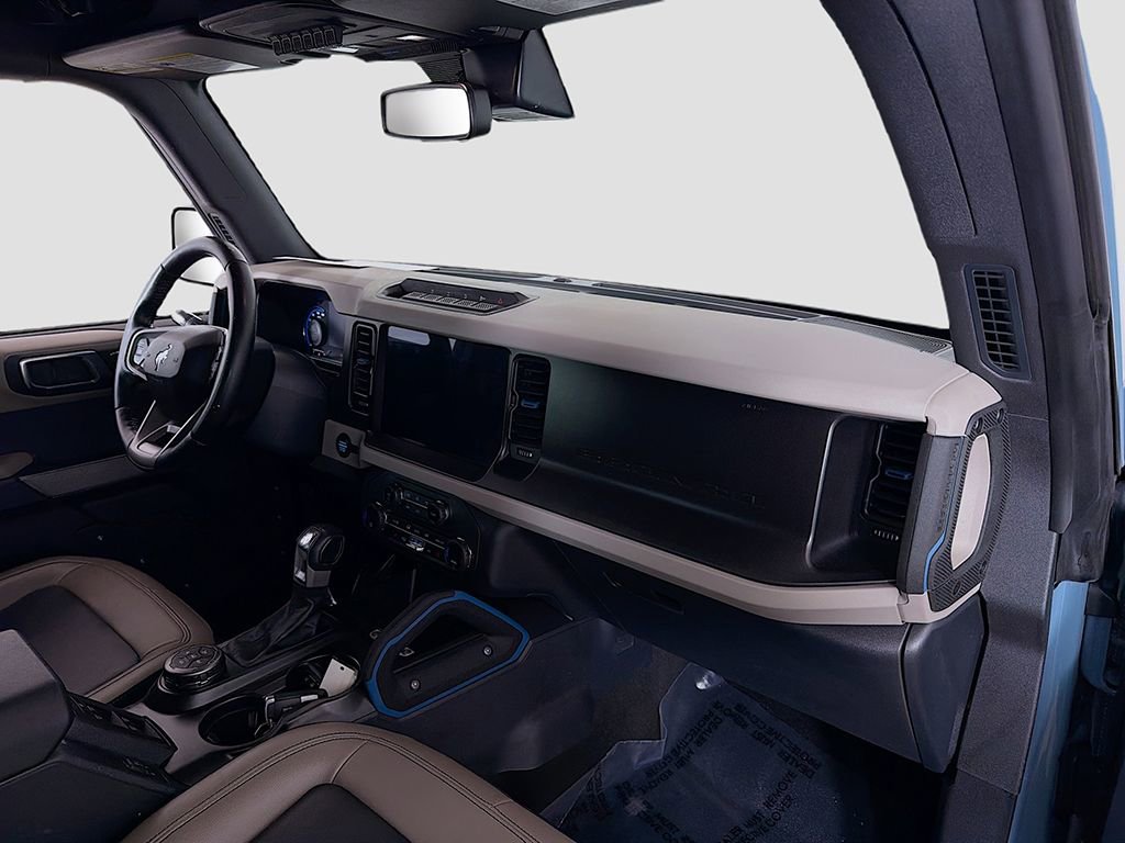 Used 2023 Ford Bronco Wildtrak image 20