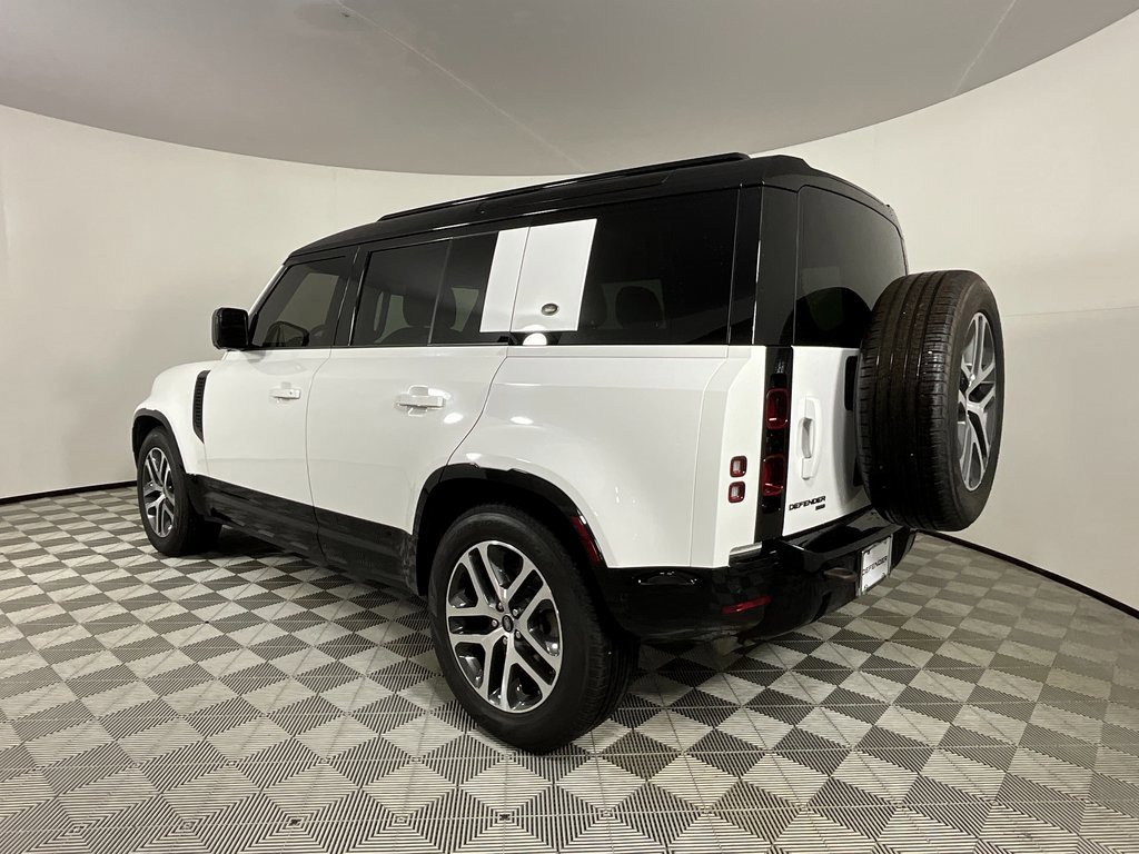 Certified 2022 Land Rover Defender 110 X-Dynamic SE image 3