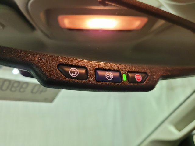 Used 2022 GMC Canyon Denali image 37