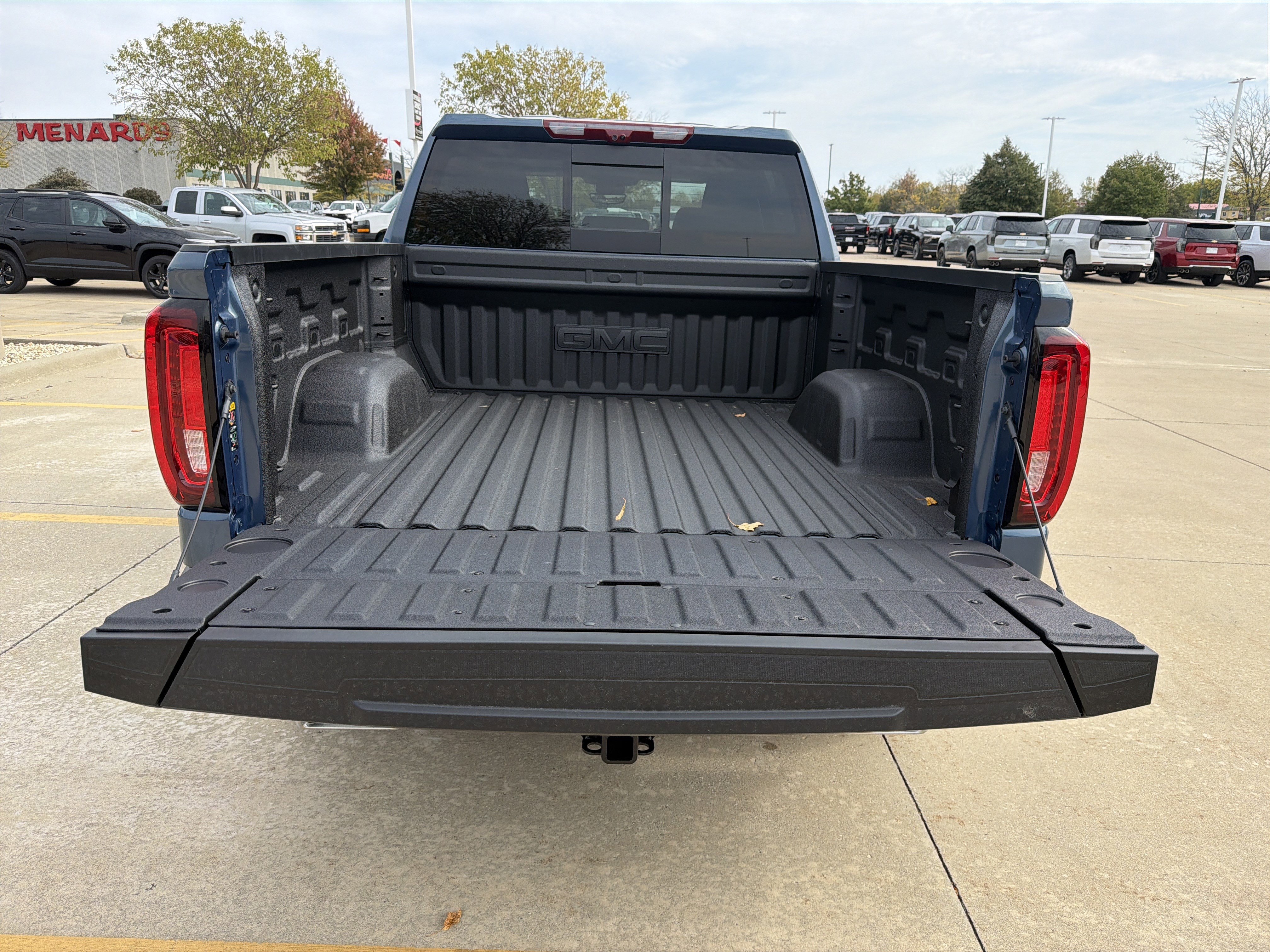 New 2026 GMC Sierra 1500 Denali w/ Denali Reserve Package image 7