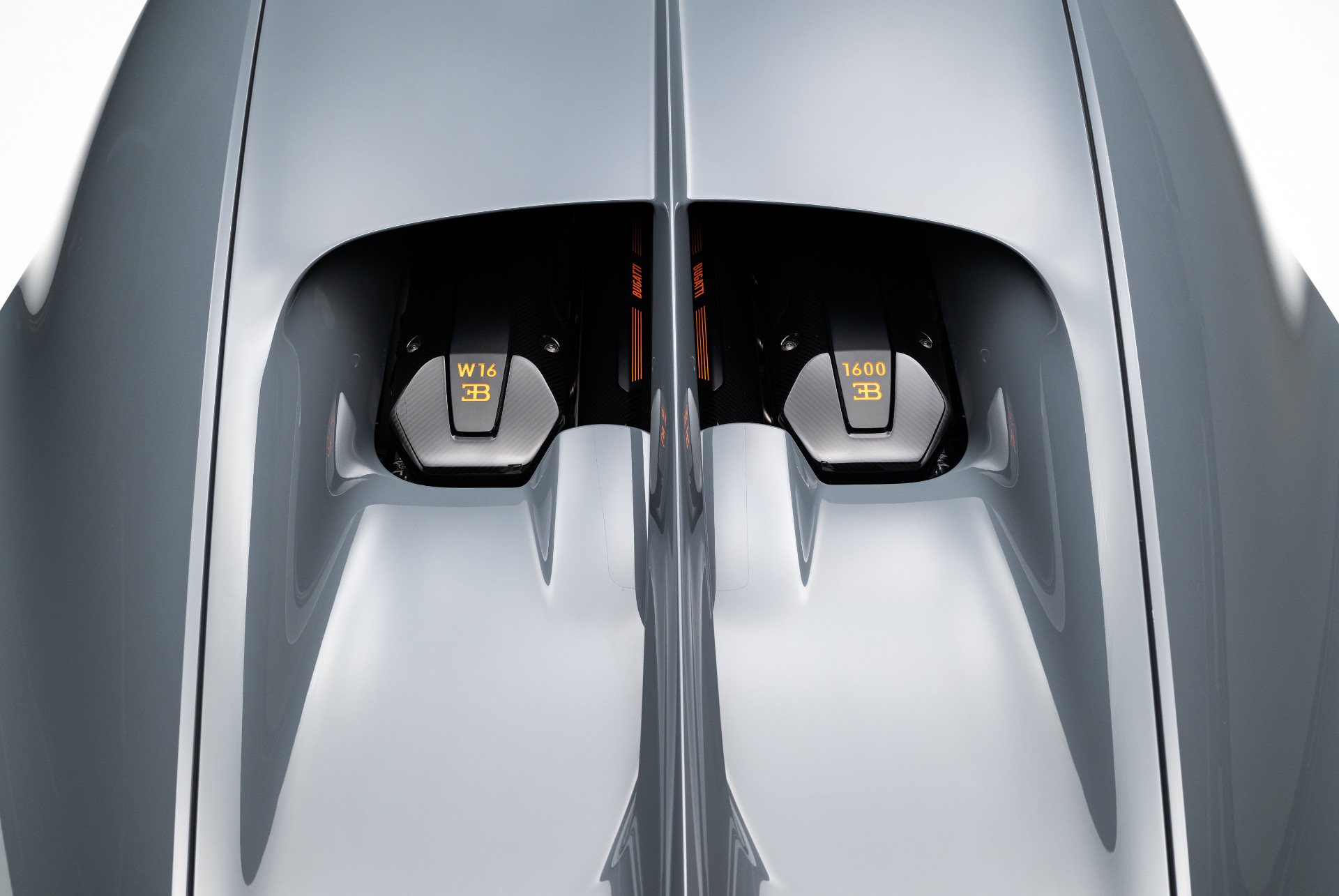 Used 2024 Bugatti Chiron Super Sport AWD/4WD image 41