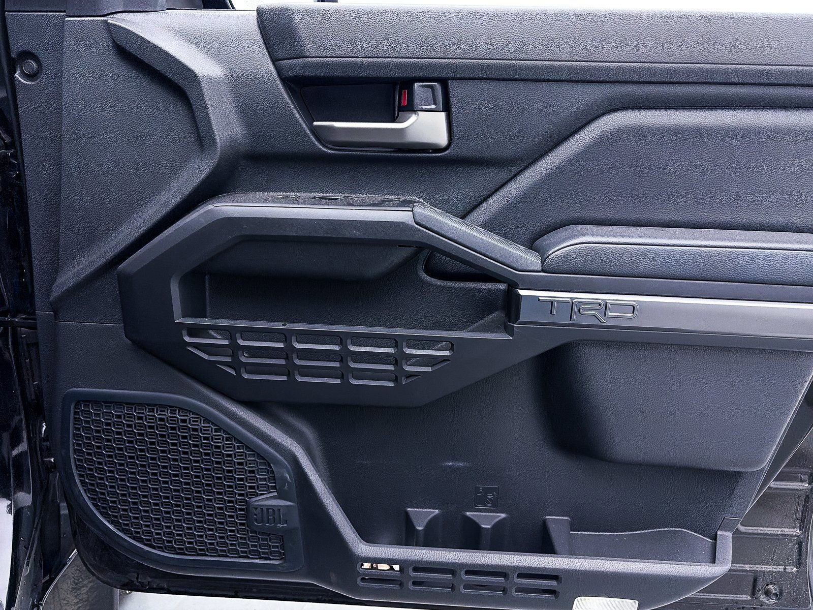 Used 2024 Toyota Tacoma TRD Off-Road w/ TRD Off Road Upgrade Package image 40