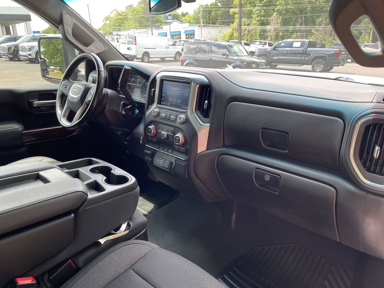 Used 2022 GMC Sierra 3500 SLE w/ SLE Convenience Package AWD/4WD image 25