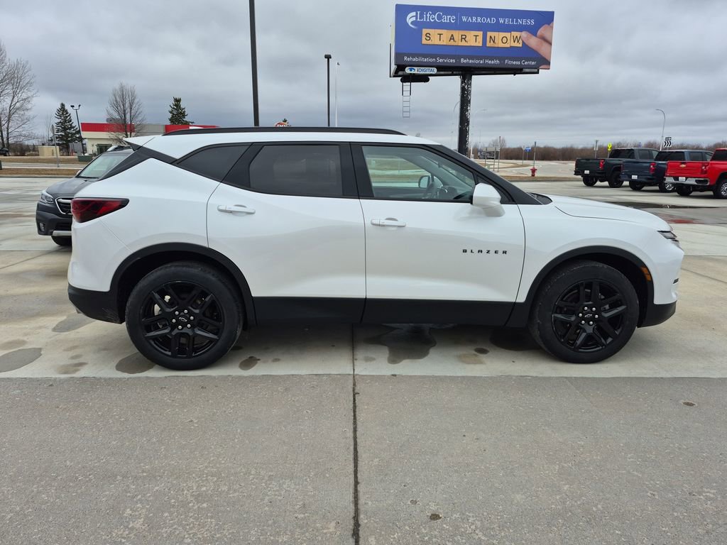 Used 2023 Chevrolet Blazer LT w/ Convenience Package image 6