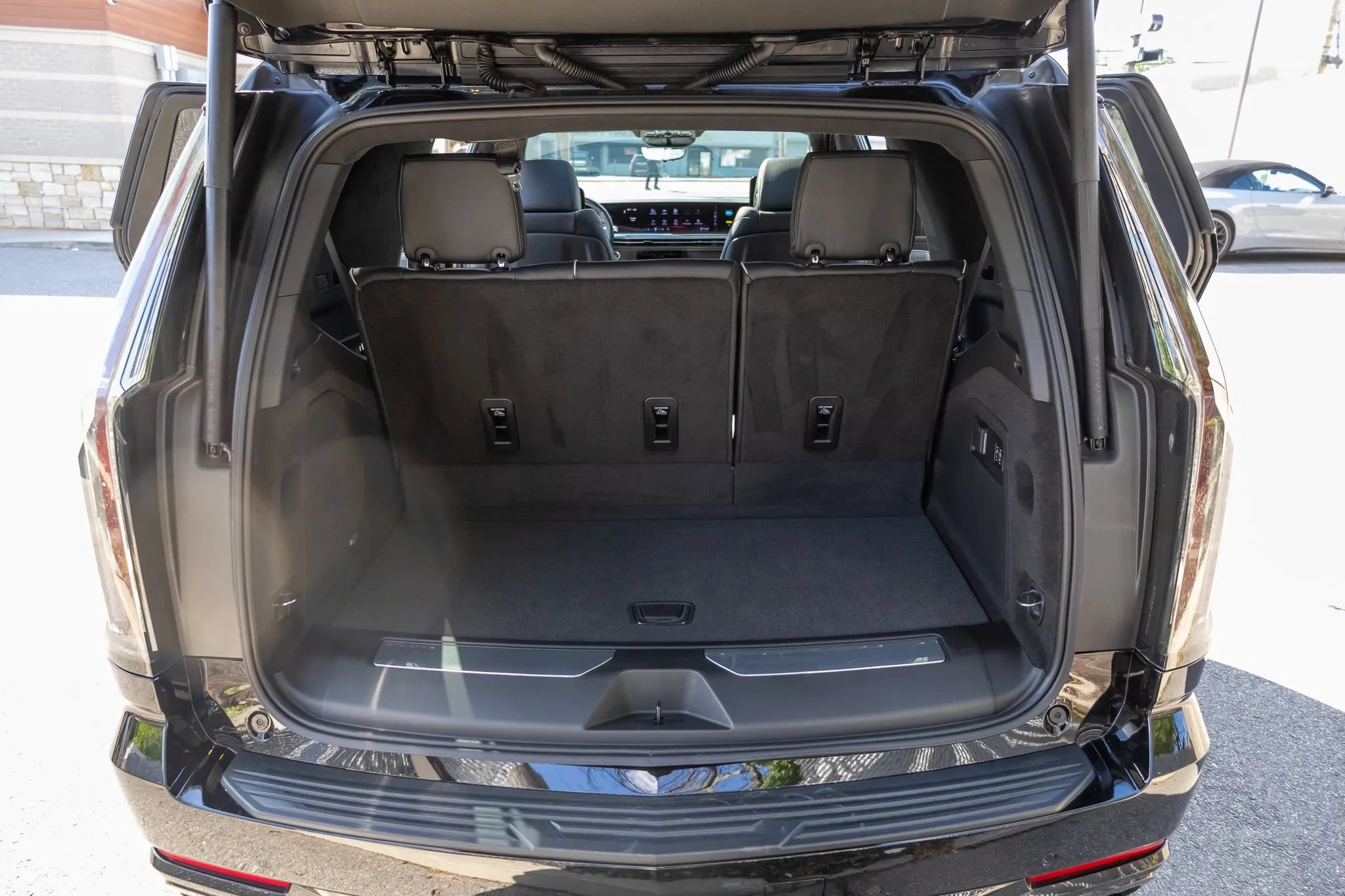 Used 2026 Cadillac Escalade V AWD/4WD image 83