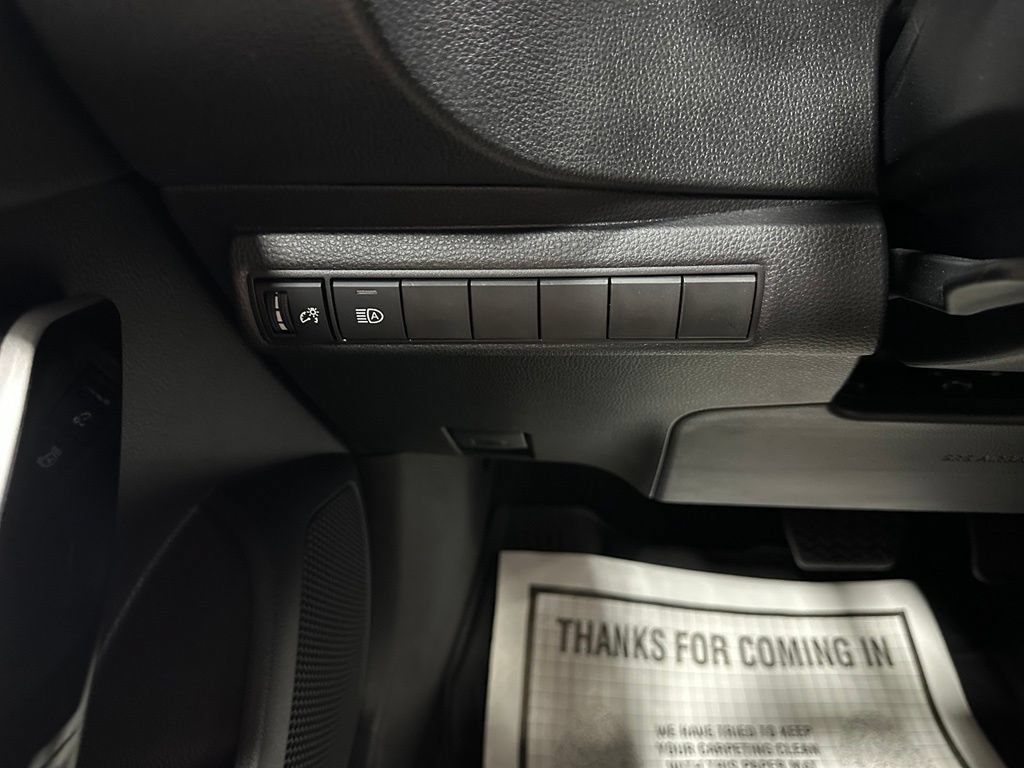 Used 2026 Toyota Corolla XSE FWD image 17