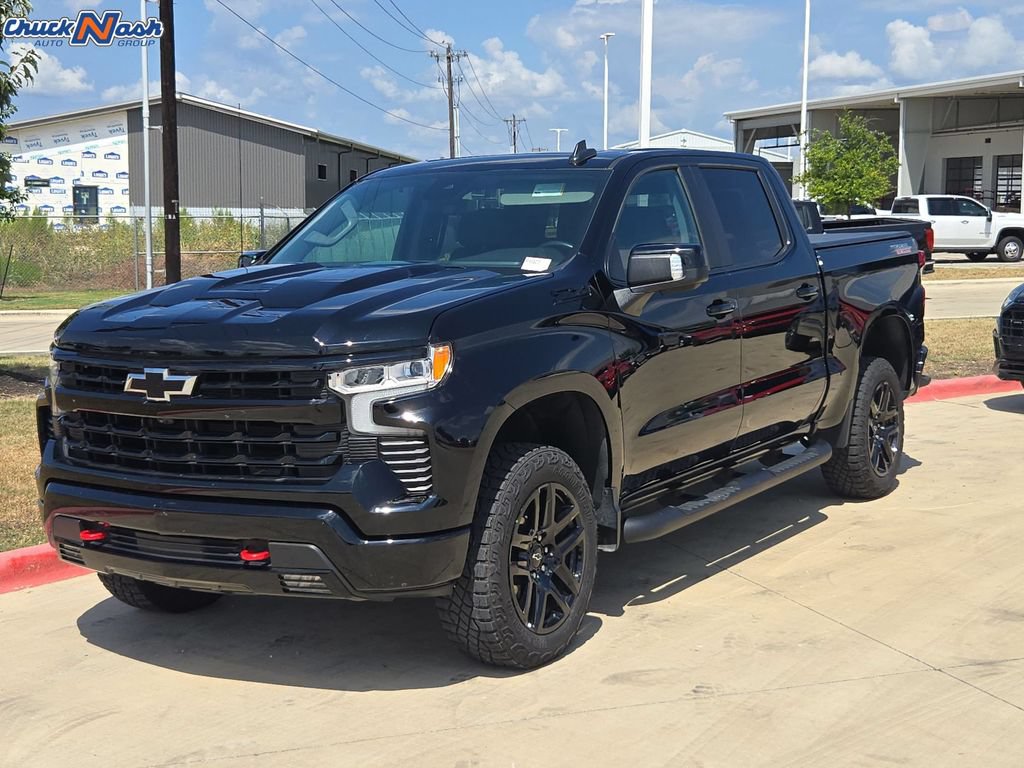 Used 2023 Chevrolet Silverado 1500 LT Trail Boss w/ LT Trail Boss Premium Package AWD/4WD image 3
