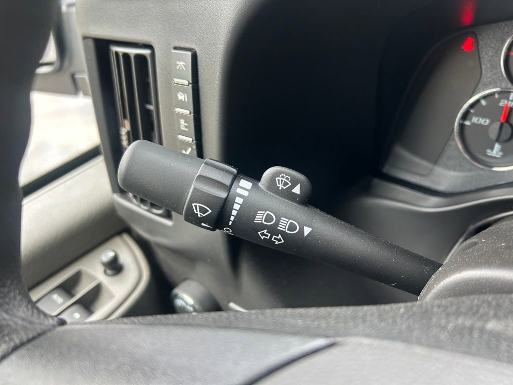 New 2026 Chevrolet Express 2500 Extended image 43